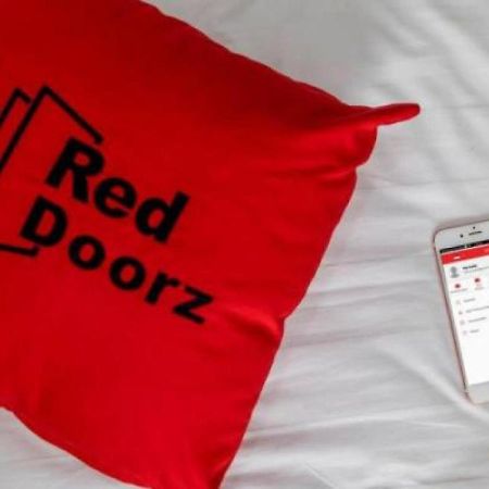 Reddoorz Apartment Near Summarecon Mall Serpong Tangerang Eksteriør billede